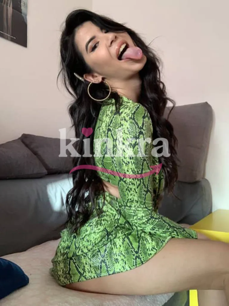 Immagine - Lady Dee, una donna sexy e provocante per soddisfare i tuoi desideri sessuali nel rispetto reciproco 🇮🇹🥰💋