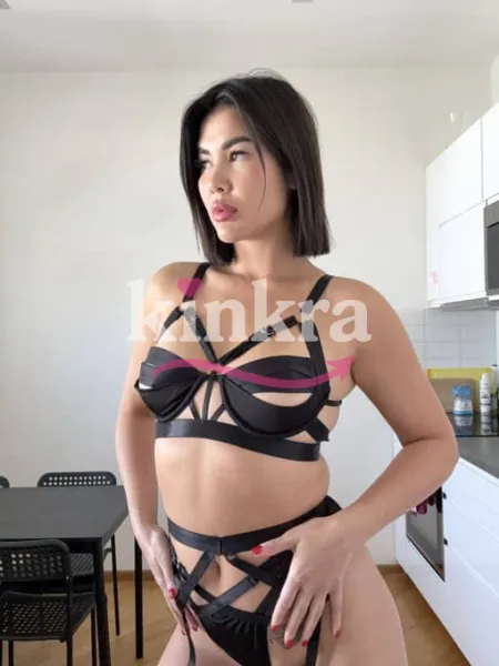 Immagine - Lady Dee, una donna sexy e provocante per soddisfare i tuoi desideri sessuali nel rispetto reciproco 🇮🇹🥰💋